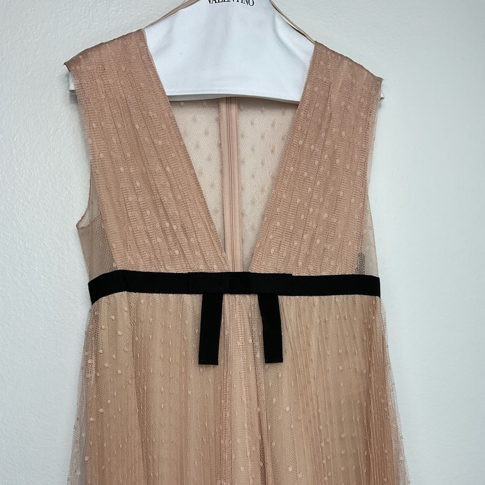 RED Valentino Bow Embellished Pleated Point D'Esprit Blush Colored Dress - Picture 8 of 10